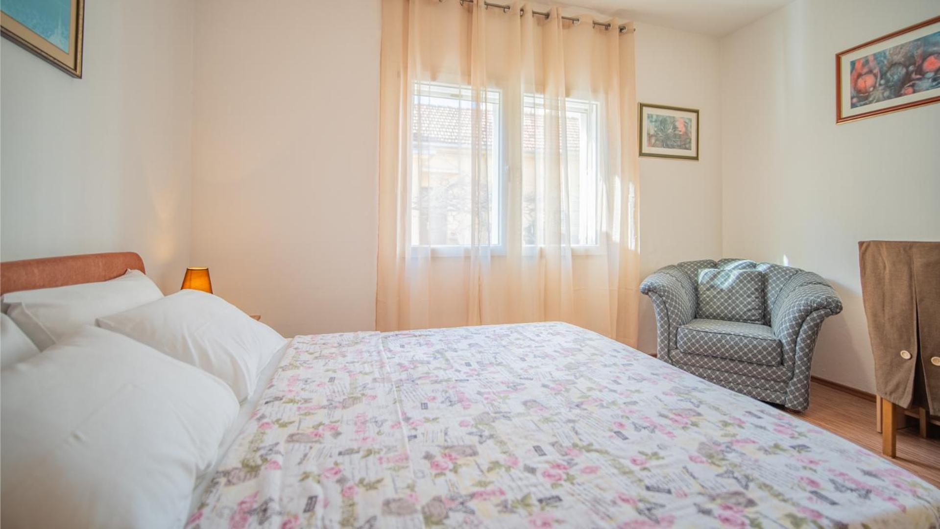Apartmani Ana ติวัต ภายนอก รูปภาพ